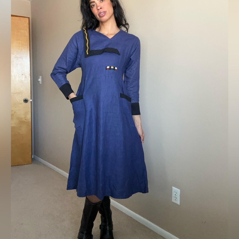 Elegant Blue Midi Dress